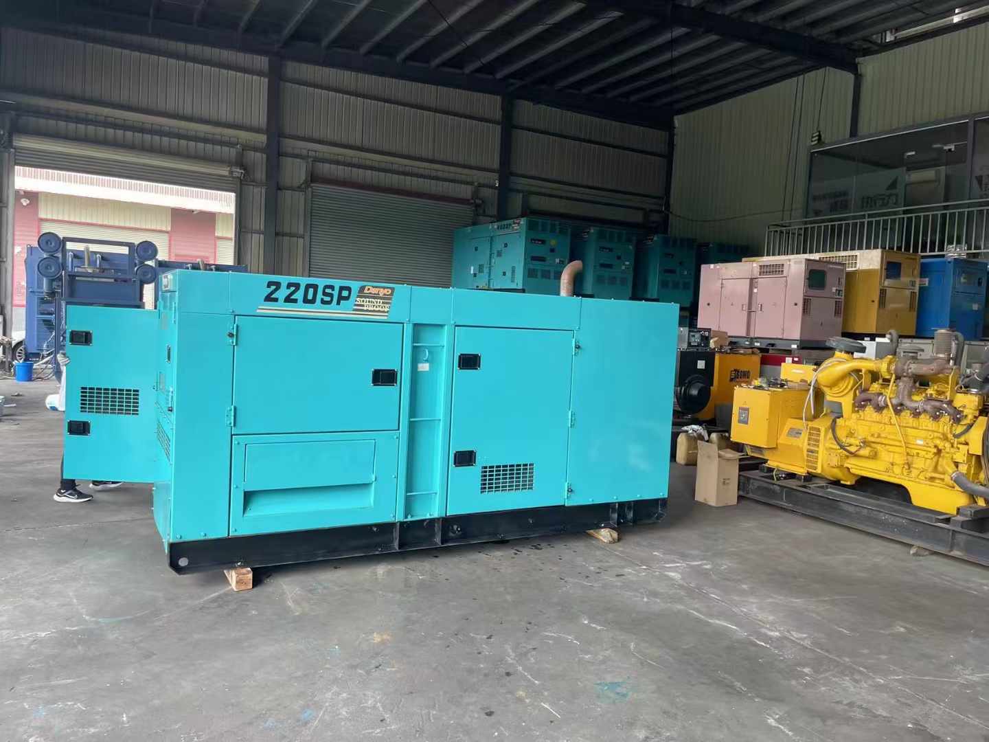 连城800kW 柴油发电机的输出电流波动范围是多少？